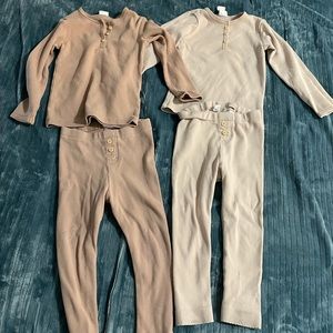 2 pairs of H&M pajamas for toddler girl..Size1/2-2years old..!!